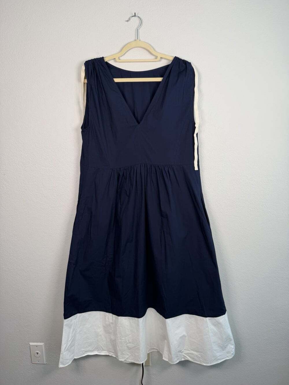 Gwyn G. Brand By Goop Color block Navy White Maxi Dress Cotton Resort Luxury 8